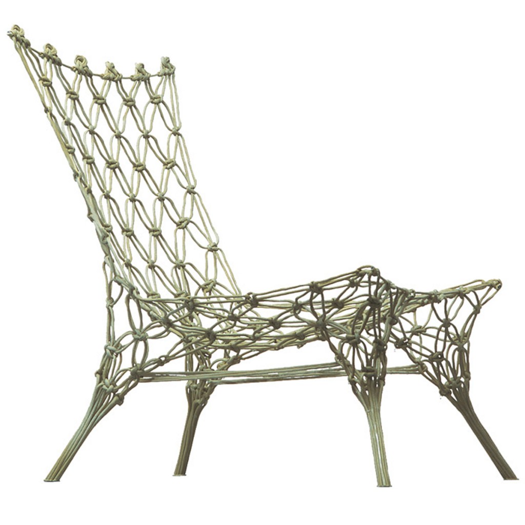 De Knotted Chair van Marcel Wanders. In dit ontwerp is de knooptechniek nog wat beter te zien.