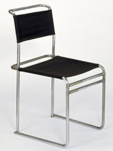 Marcel Breuer zijn b5 designstoel uit 1926 / 1927. Te zien in het stedelijk museum in Amsterdam Marcel Breuer zijn b5 designstoel uit 1926 / 1927. Te zien in het stedelijk museum in Amsterdam