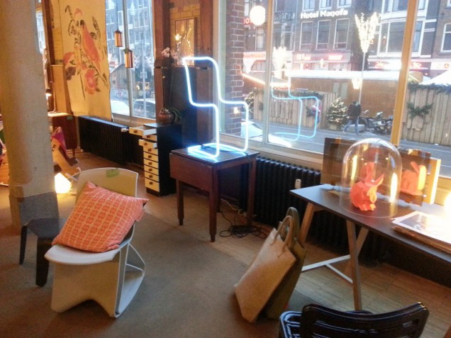 Paul tames Neon chair